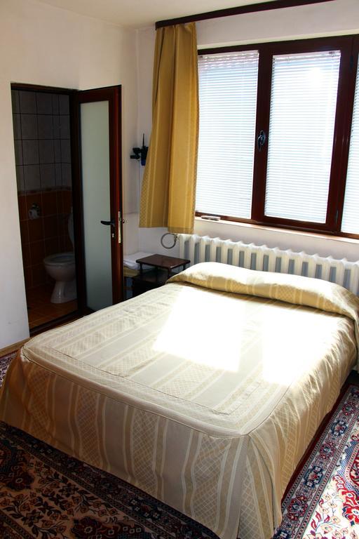 בנסקו Guest House Sevda מראה חיצוני תמונה